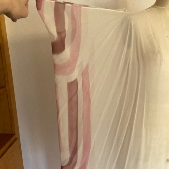 Sheer White and Pink Kaftan - Picture 2 of 15